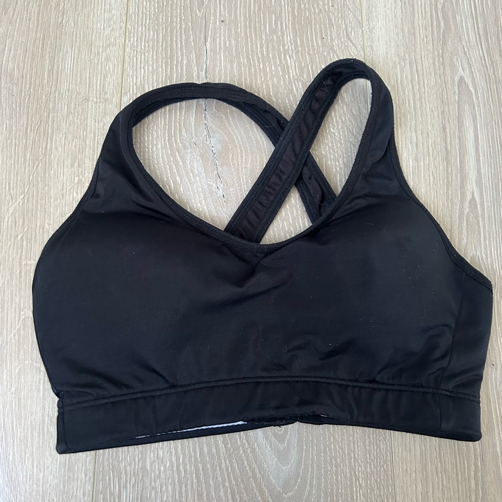 Saucony 34B Crossback medium-high support sports bra